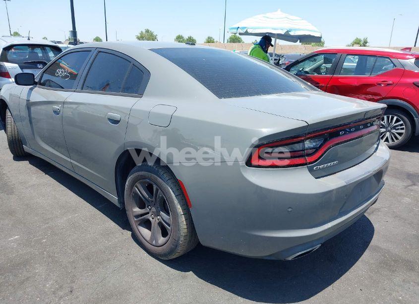 Photo 3 of 2018 Dodge Charger SXT RWD (VIN 2C3CDXBG9JH129439)