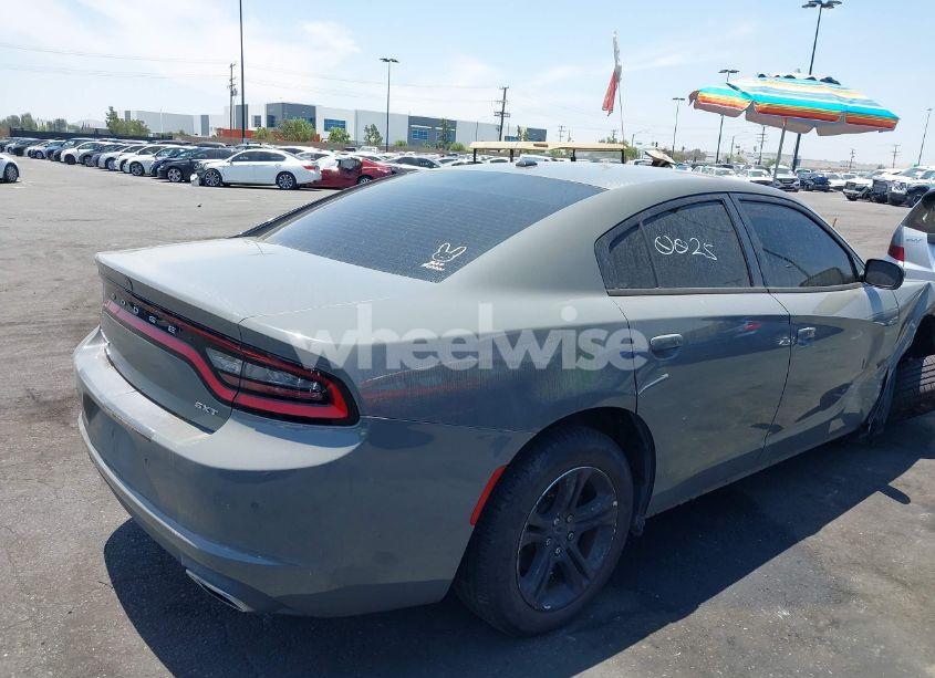 Photo 4 of 2018 Dodge Charger SXT RWD (VIN 2C3CDXBG9JH129439)