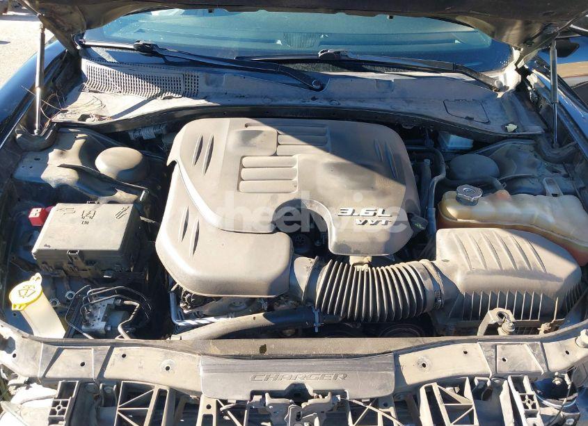 Photo 10 of 2018 Dodge Charger SXT RWD (VIN 2C3CDXBG9JH297677)