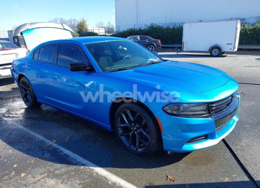 2019 Dodge Charger SXT RWD (VIN 2C3CDXBG9KH510984) main photo