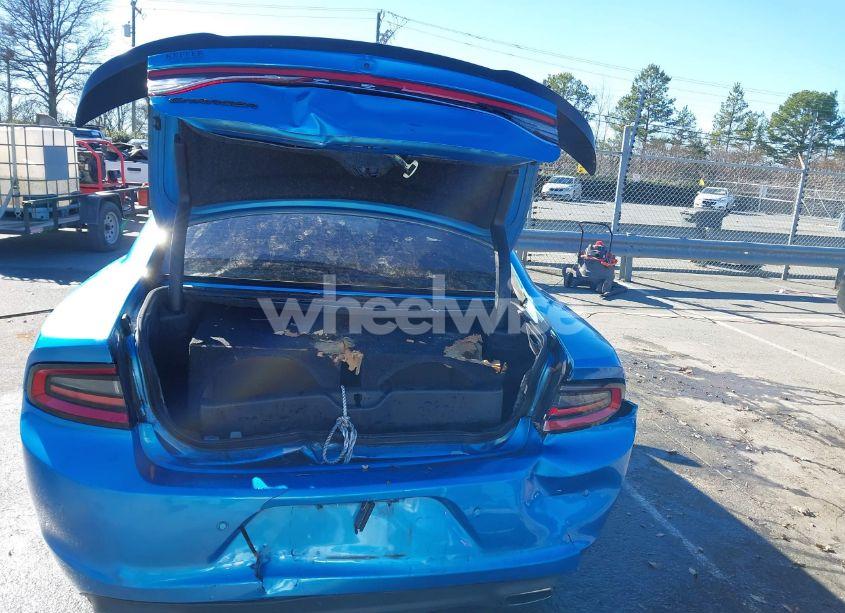 Photo 6 of 2019 Dodge Charger SXT RWD (VIN 2C3CDXBG9KH510984)
