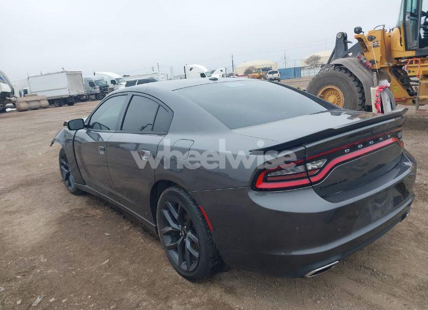 Photo 3 of 2019 Dodge Charger SXT RWD (VIN 2C3CDXBG9KH634897)