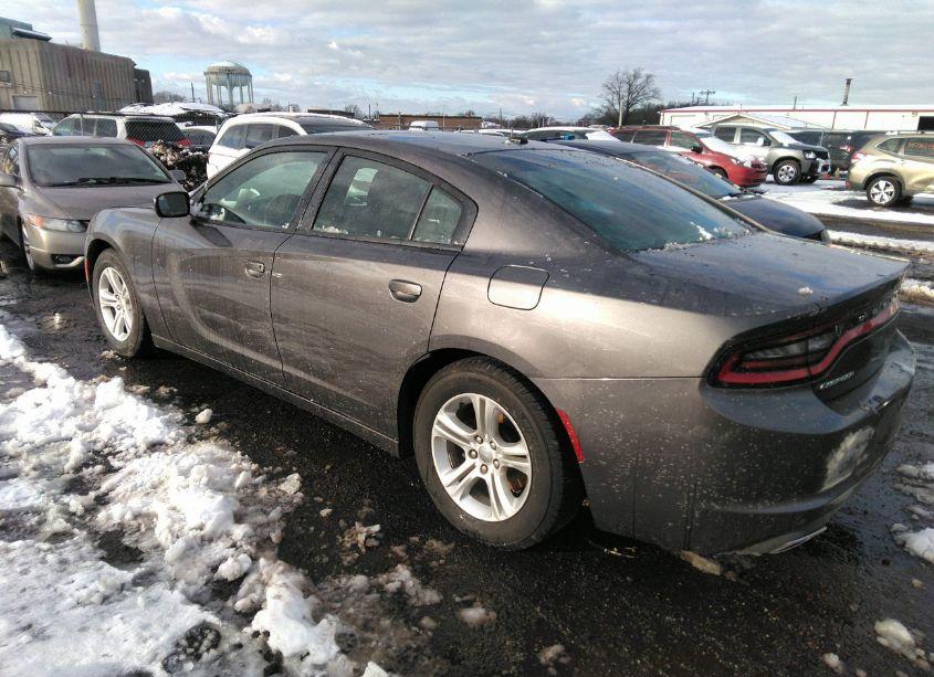 Photo 3 of 2019 Dodge Charger SXT RWD (VIN 2C3CDXBG9KH658424)