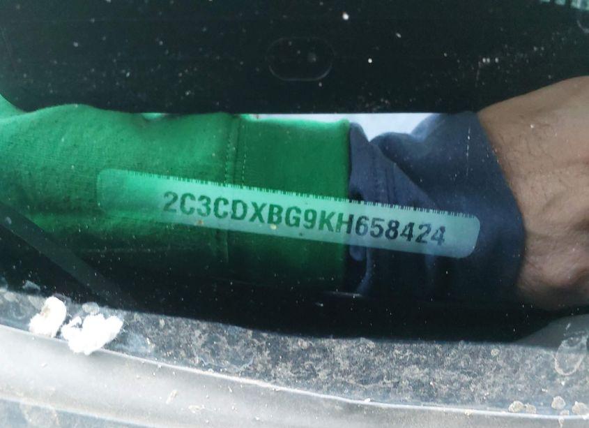 Photo 9 of 2019 Dodge Charger SXT RWD (VIN 2C3CDXBG9KH658424)