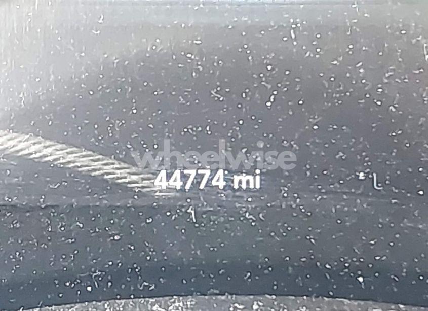 Photo 16 of 2019 Dodge Charger SXT RWD (VIN 2C3CDXBG9KH681699)