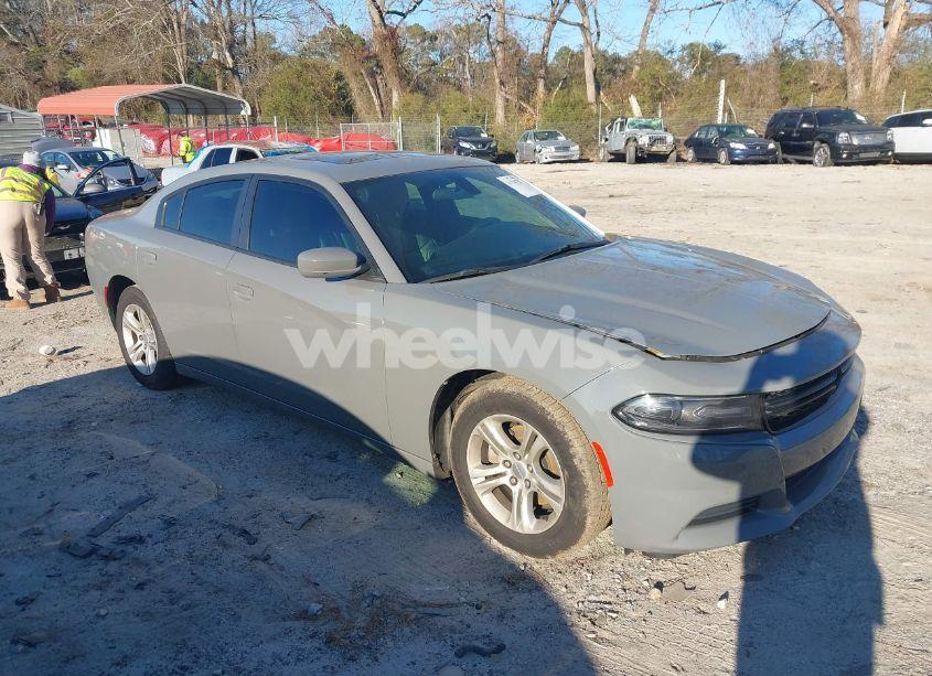 2019 Dodge Charger SXT RWD (VIN 2C3CDXBG9KH736510) main photo