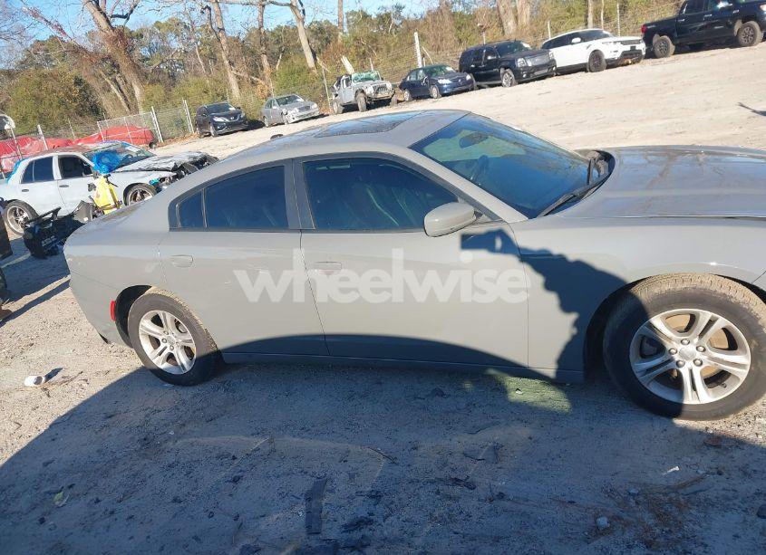 Photo 13 of 2019 Dodge Charger SXT RWD (VIN 2C3CDXBG9KH736510)
