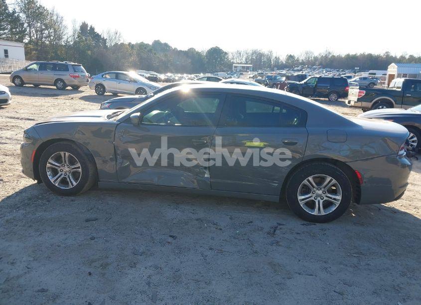Photo 14 of 2019 Dodge Charger SXT RWD (VIN 2C3CDXBG9KH736510)