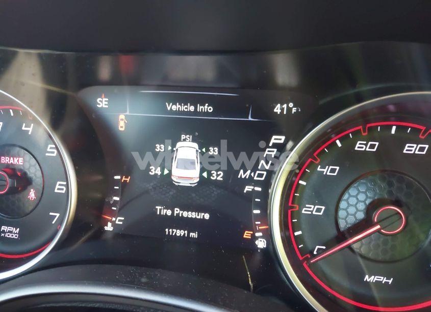 Photo 15 of 2019 Dodge Charger SXT RWD (VIN 2C3CDXBG9KH736510)