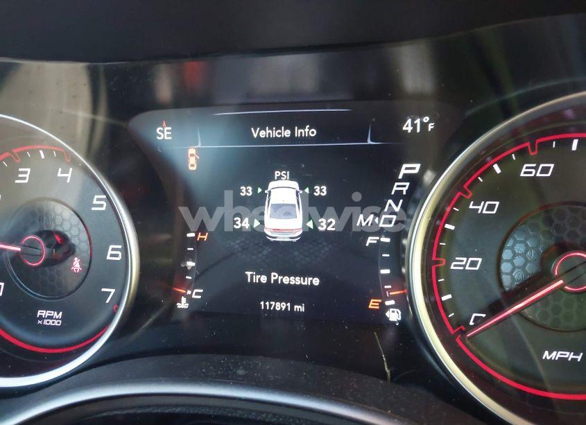 Photo 7 of 2019 Dodge Charger SXT RWD (VIN 2C3CDXBG9KH736510)