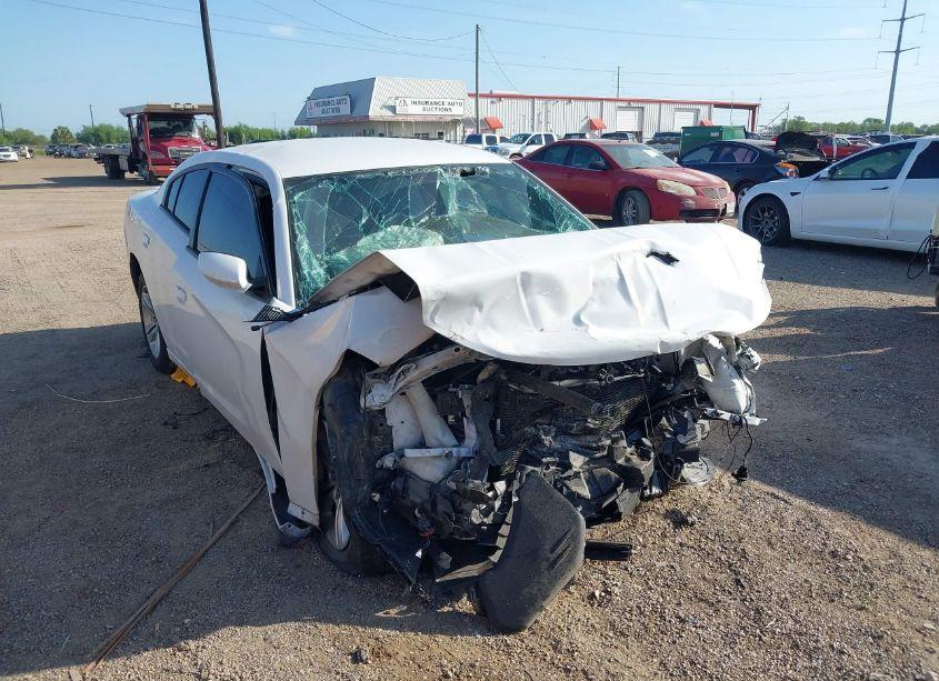 2019 Dodge Charger SXT RWD (VIN 2C3CDXBG9KH754926) main photo
