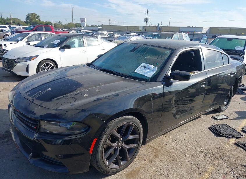 Photo 2 of 2020 Dodge Charger SXT RWD (VIN 2C3CDXBG9LH116595)