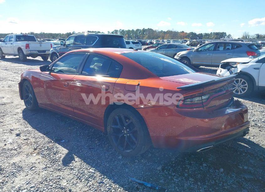Photo 3 of 2020 Dodge Charger SXT RWD (VIN 2C3CDXBG9LH208824)