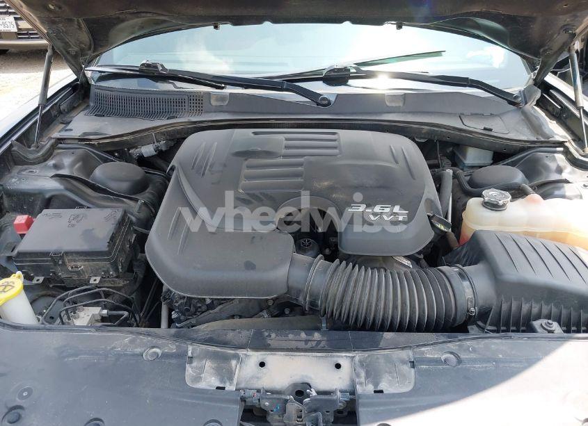 Photo 10 of 2021 Dodge Charger SXT RWD (VIN 2C3CDXBG9MH591584)