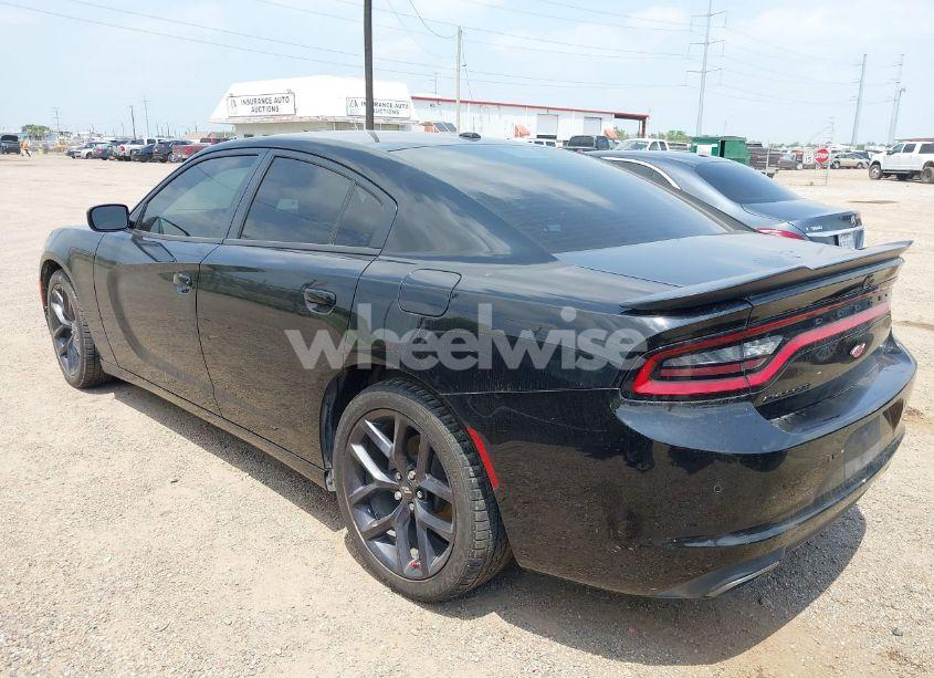 Photo 3 of 2021 Dodge Charger SXT RWD (VIN 2C3CDXBG9MH591584)