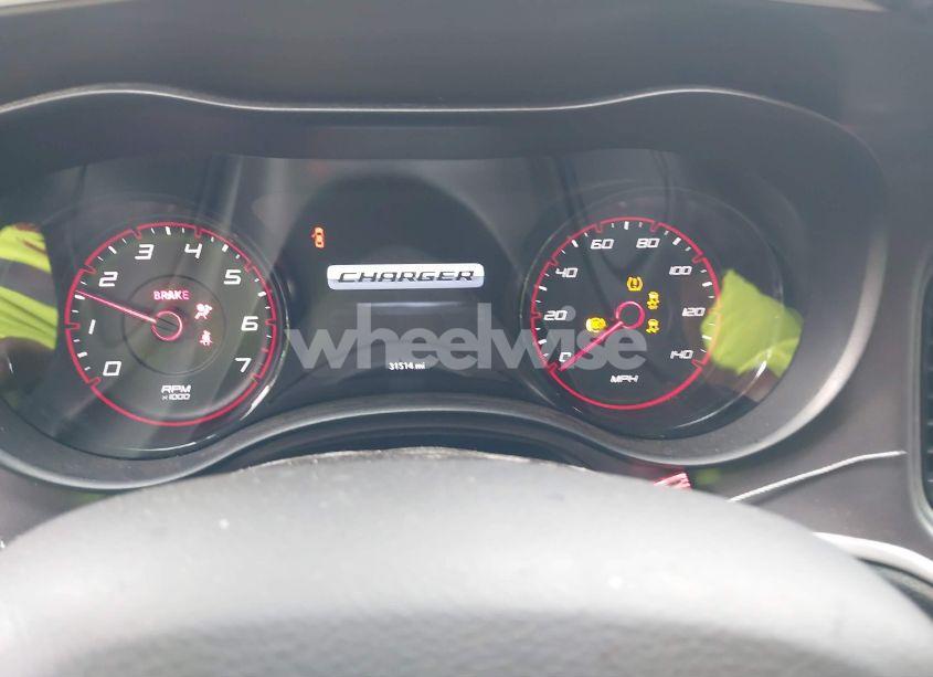 Photo 7 of 2022 Dodge Charger SXT RWD (VIN 2C3CDXBG9NH145971)