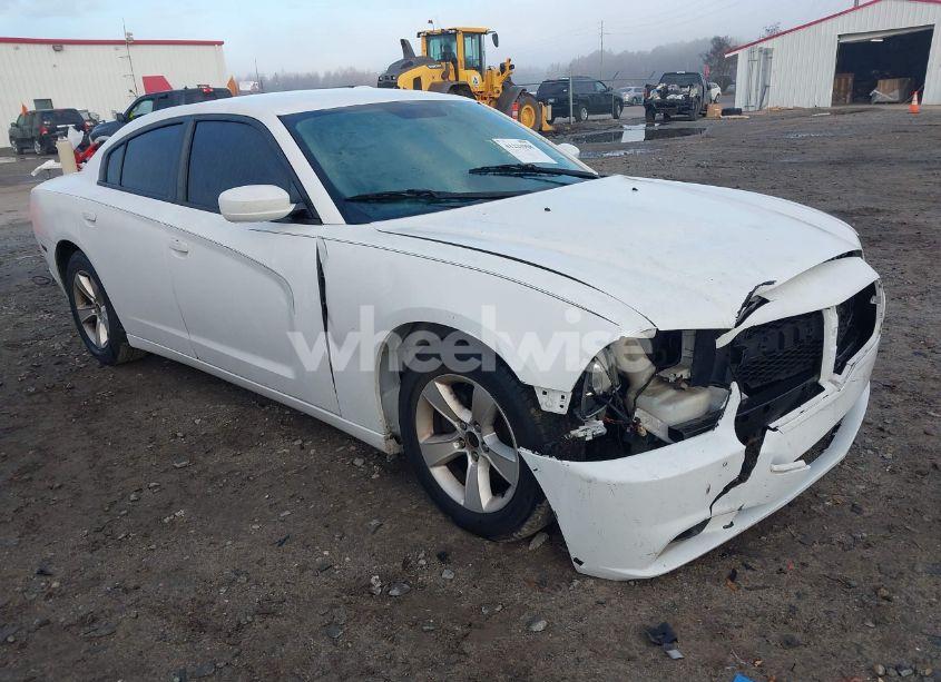 2012 Dodge Charger SE (VIN 2C3CDXBGXCH185084) main photo