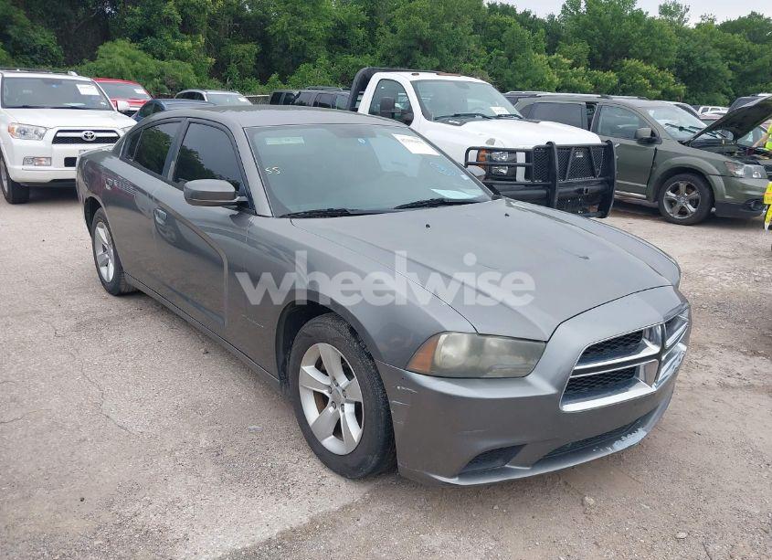 2012 Dodge Charger SE (VIN 2C3CDXBGXCH208914) main photo