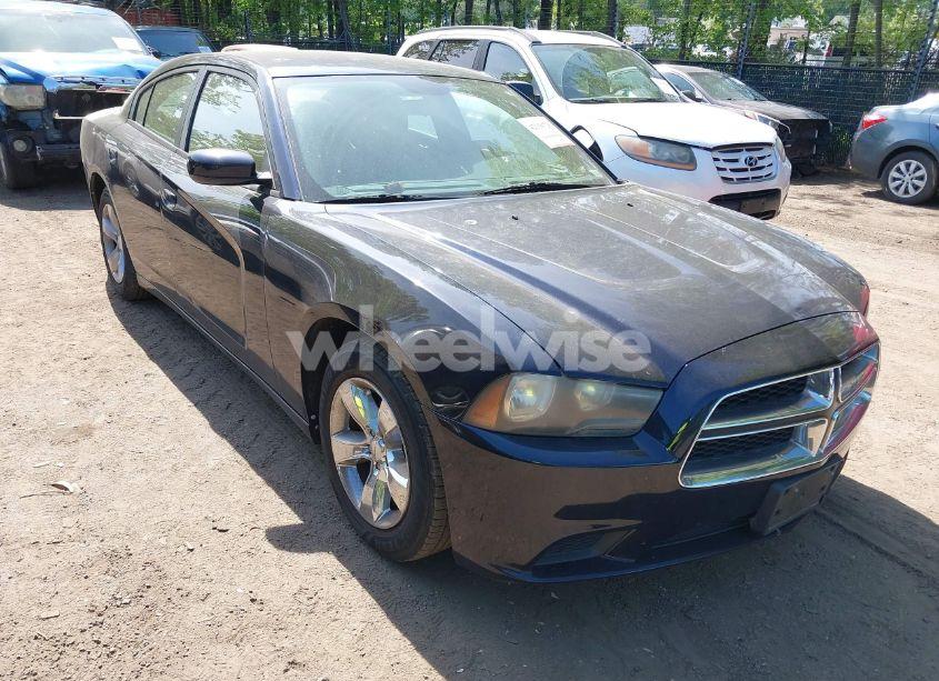 2012 Dodge Charger SE (VIN 2C3CDXBGXCH298176) main photo