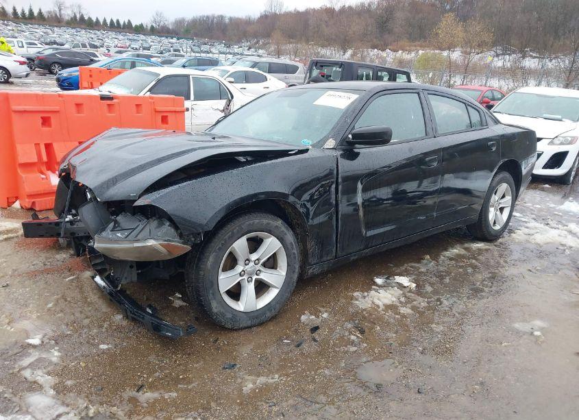 Photo 2 of 2013 Dodge Charger SE (VIN 2C3CDXBGXDH502458)