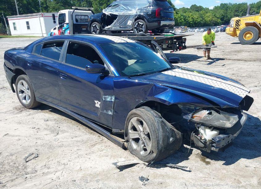 2013 Dodge Charger SE (VIN 2C3CDXBGXDH734705) main photo