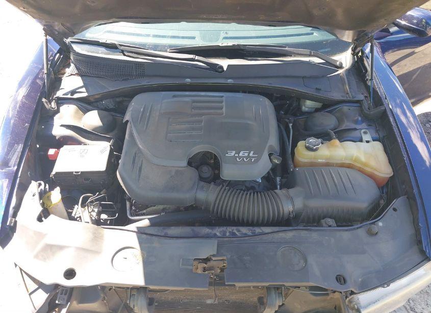 Photo 10 of 2013 Dodge Charger SE (VIN 2C3CDXBGXDH734705)