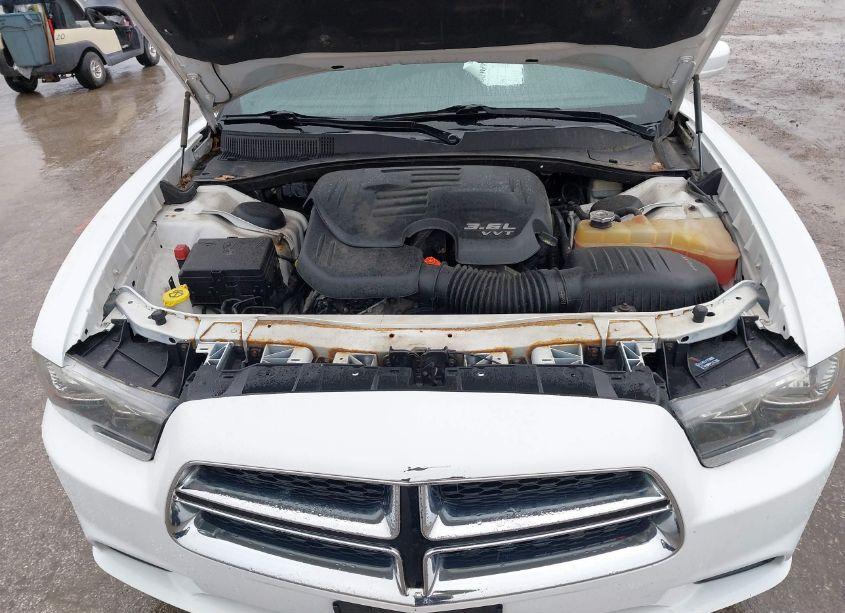 Photo 10 of 2013 Dodge Charger SE (VIN 2C3CDXBGXDH742982)