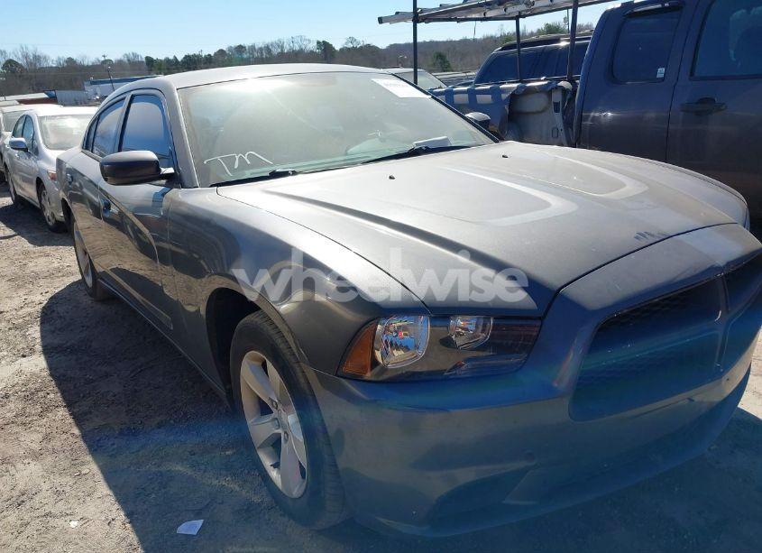 2014 Dodge Charger SE (VIN 2C3CDXBGXEH107830) main photo
