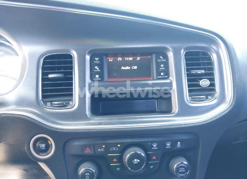 Photo 18 of 2014 Dodge Charger SE (VIN 2C3CDXBGXEH107830)