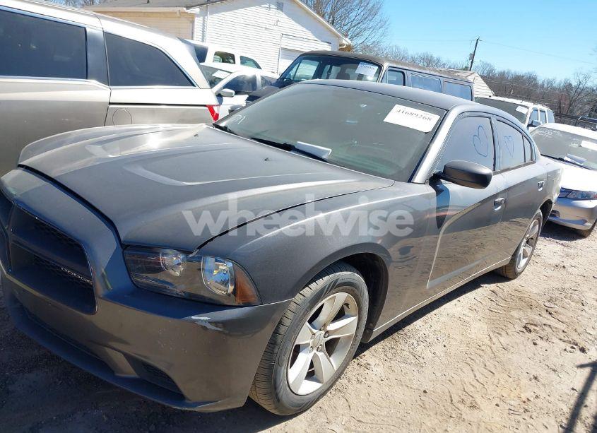 Photo 2 of 2014 Dodge Charger SE (VIN 2C3CDXBGXEH107830)