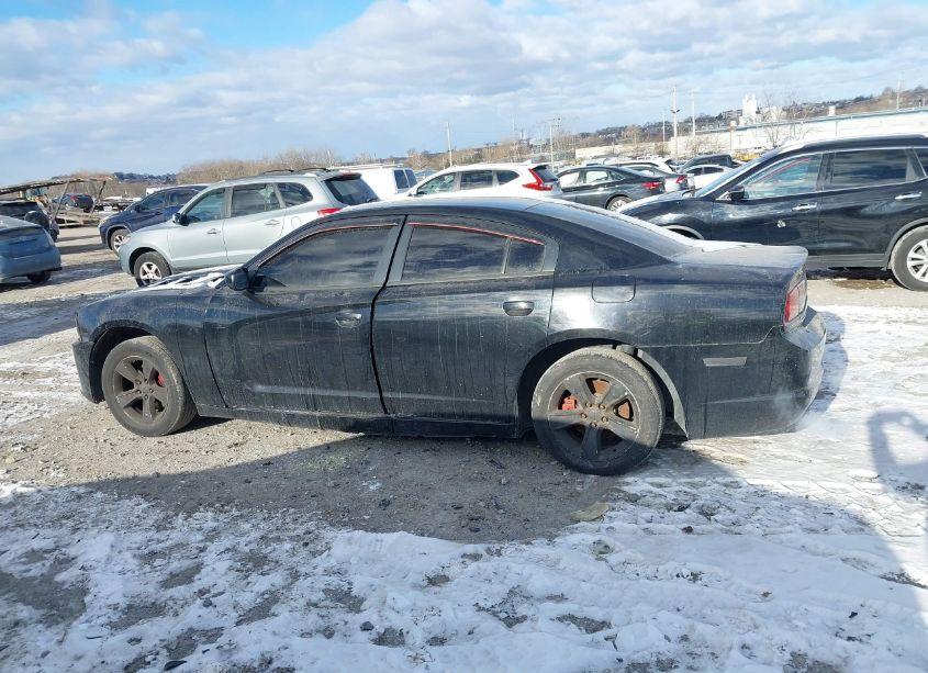 Photo 14 of 2014 Dodge Charger SE (VIN 2C3CDXBGXEH112476)