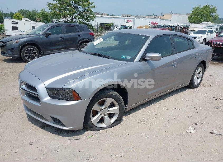Photo 2 of 2014 Dodge Charger SE (VIN 2C3CDXBGXEH147602)