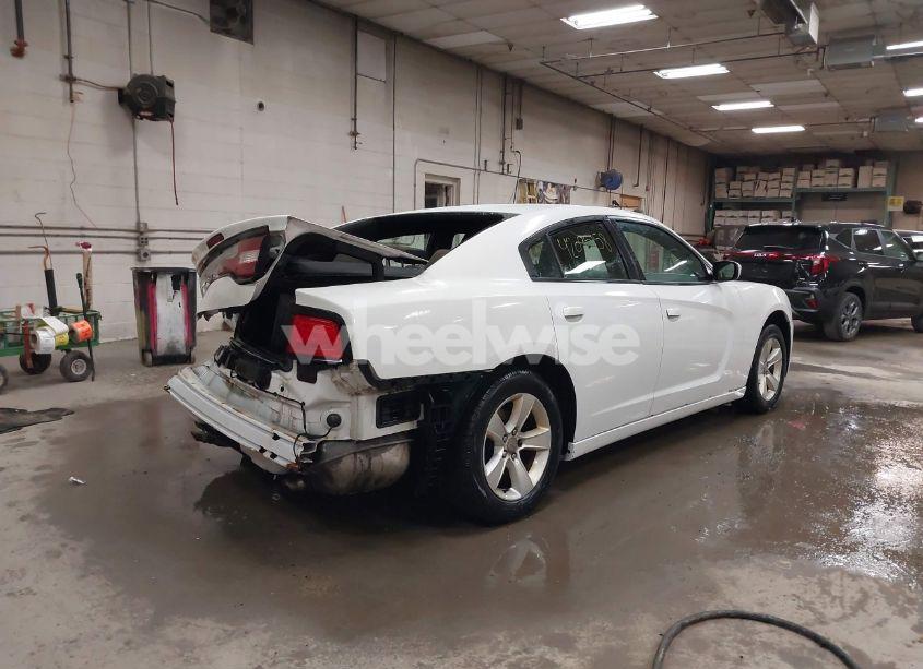 Photo 4 of 2014 Dodge Charger SE (VIN 2C3CDXBGXEH245481)