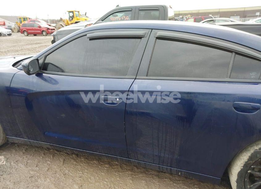 Photo 14 of 2014 Dodge Charger SE (VIN 2C3CDXBGXEH254441)