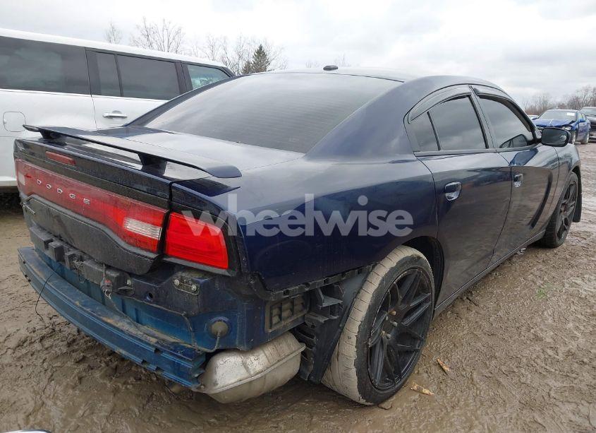 Photo 4 of 2014 Dodge Charger SE (VIN 2C3CDXBGXEH254441)