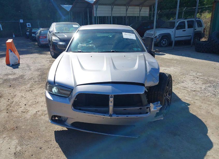 Photo 12 of 2014 Dodge Charger SE (VIN 2C3CDXBGXEH268971)
