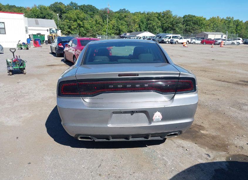 Photo 16 of 2014 Dodge Charger SE (VIN 2C3CDXBGXEH268971)