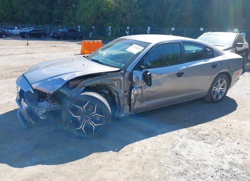 Photo 2 of 2014 Dodge Charger SE (VIN 2C3CDXBGXEH268971)