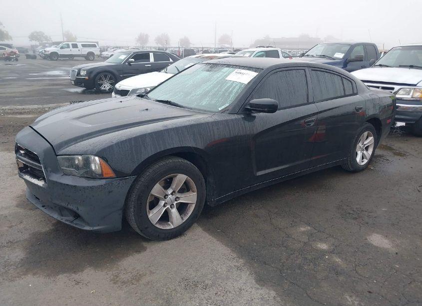 Photo 2 of 2014 Dodge Charger SE (VIN 2C3CDXBGXEH269098)