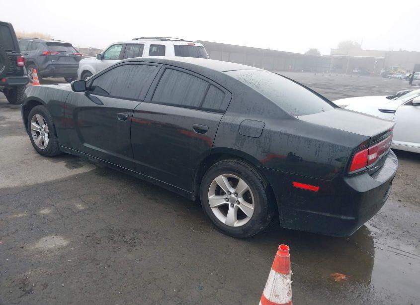 Photo 3 of 2014 Dodge Charger SE (VIN 2C3CDXBGXEH269098)