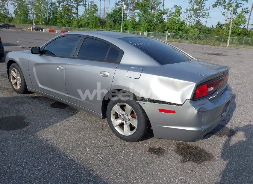 Photo 3 of 2014 Dodge Charger SE (VIN 2C3CDXBGXEH284832)