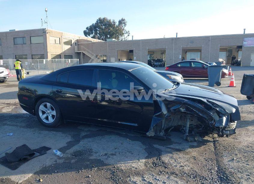 Photo 12 of 2014 Dodge Charger SE (VIN 2C3CDXBGXEH353860)