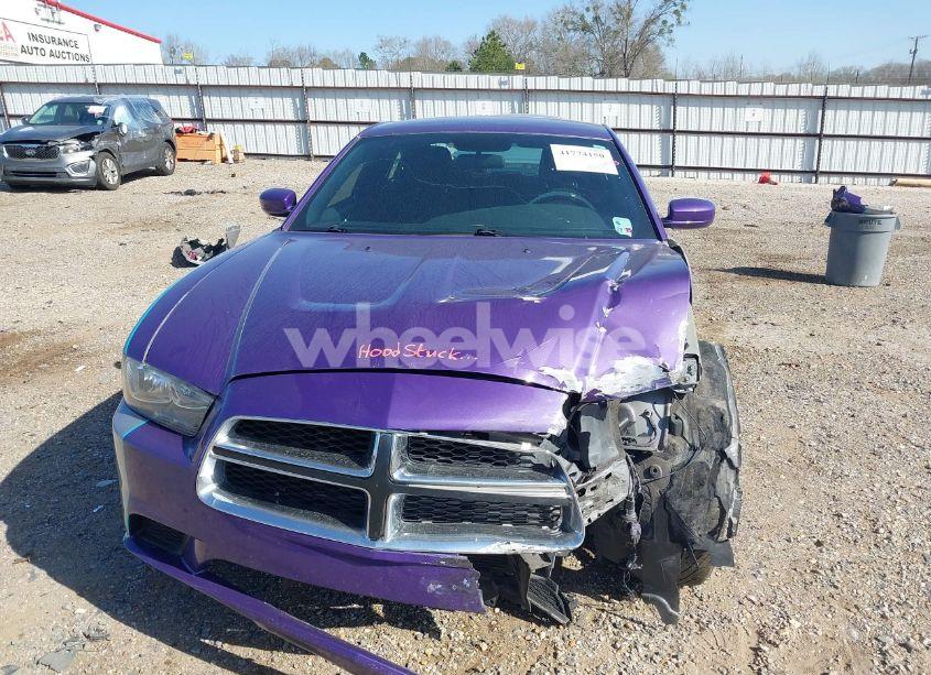 Photo 10 of 2014 Dodge Charger SE (VIN 2C3CDXBGXEH368858)