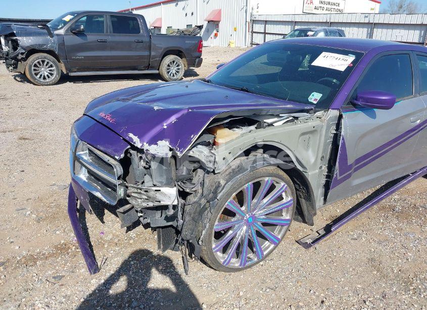 Photo 6 of 2014 Dodge Charger SE (VIN 2C3CDXBGXEH368858)