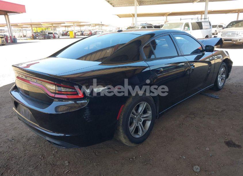 Photo 4 of 2015 Dodge Charger SE (VIN 2C3CDXBGXFH777721)