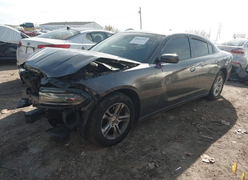 Photo 2 of 2016 Dodge Charger SE (VIN 2C3CDXBGXGH203802)