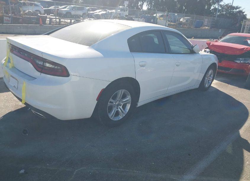 Photo 4 of 2017 Dodge Charger SE RWD (VIN 2C3CDXBGXHH605286)