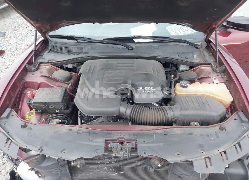 Photo 10 of 2017 Dodge Charger SE RWD (VIN 2C3CDXBGXHH612156)