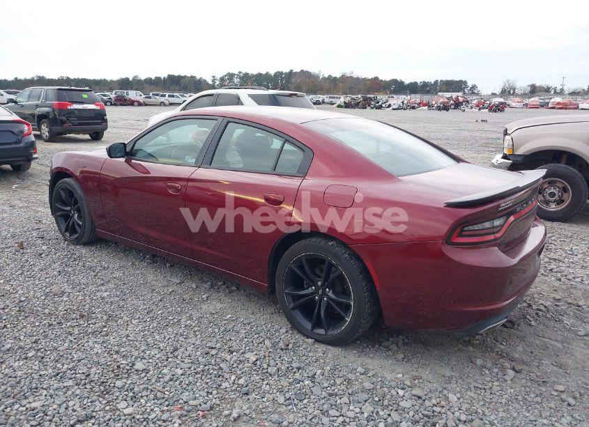 Photo 3 of 2017 Dodge Charger SE RWD (VIN 2C3CDXBGXHH612156)