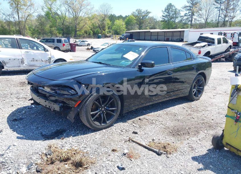 Photo 2 of 2017 Dodge Charger SE RWD (VIN 2C3CDXBGXHH643102)